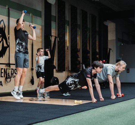 Jauniešu fiziskās sagatavotības treniņi "Sporta centrs Jugla"