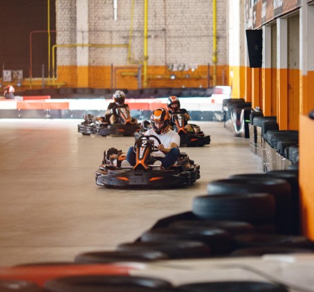 Два заезда на картинге в самом большом в Латвии холле "Kartings.lv” для одного