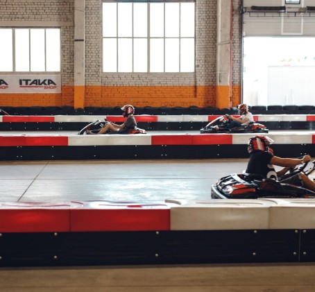 Детский картинг в самом большом в Латвии холле "Kartings.lv”