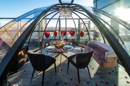 Atpūta "Skyhouse Igloo" kupolteltī un suši no "Bento" restorāna (3-4 pers.)