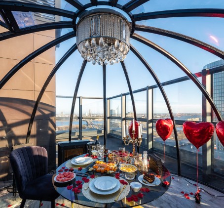 Отдых в "Skyhouse Igloo" шатре и ужин от ресторана "Bento" (3-4 перс.)