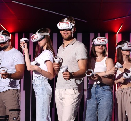 Виртуальная реальность в "Another World | VR Arēna Rīga" (11-12 перс., будний день)