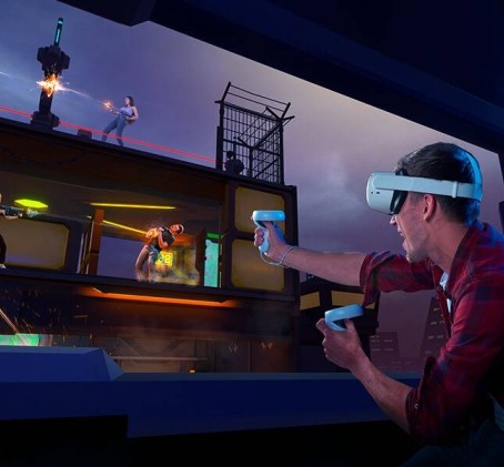 Virtuālā realitāte "Another World | VR Arēna Rīga" (7-10 pers., brīvdiena)