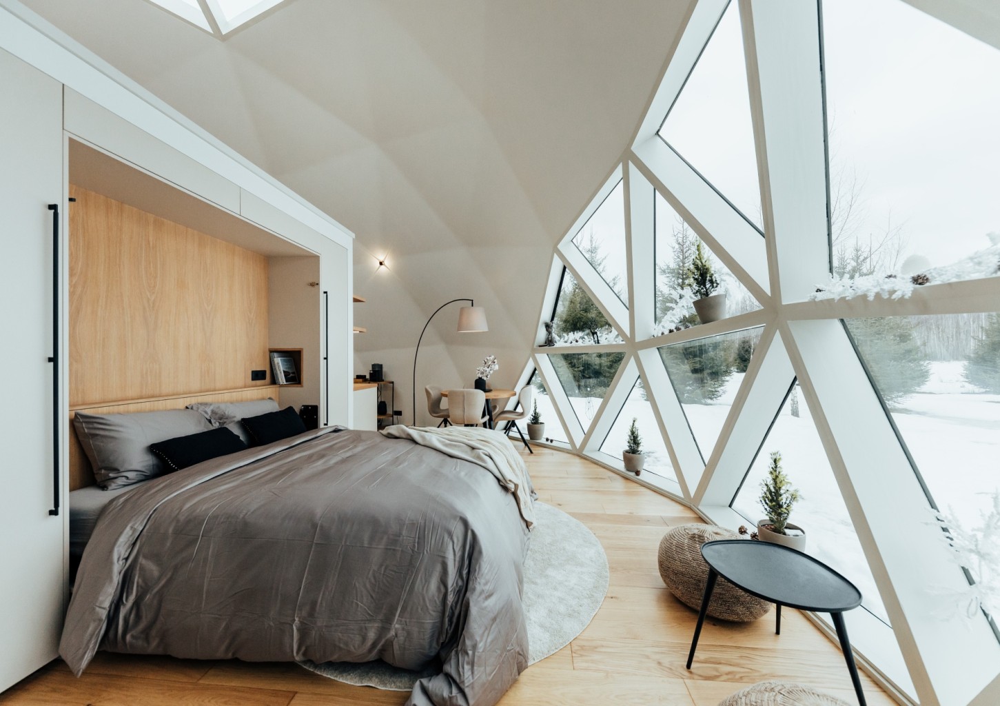 Отдых в панорамном шатре "Zaļais Zelts" для двоих (будний день)