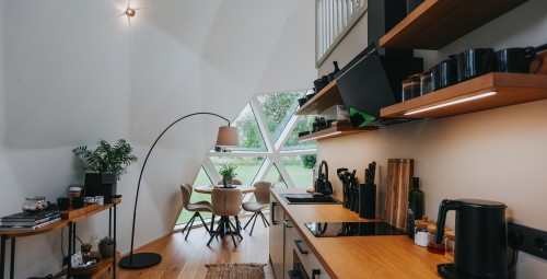 Отдых в панорамном шатре