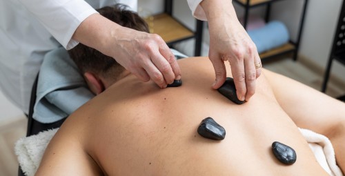 Karsto akmeņu masāža + roku un kāju relaksācija