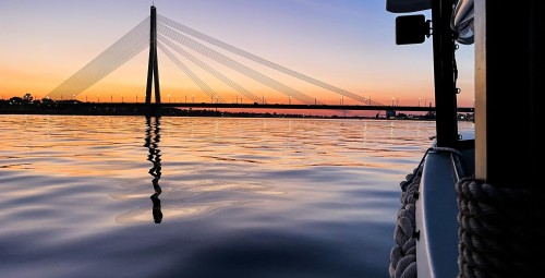 Прогулка на кораблике по Риге на закате для двоих