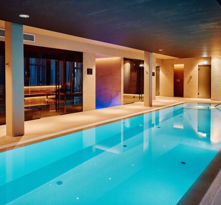 SPA atpūta "Mövenpick Hotel Tallinn" un vakariņas restorānā diviem