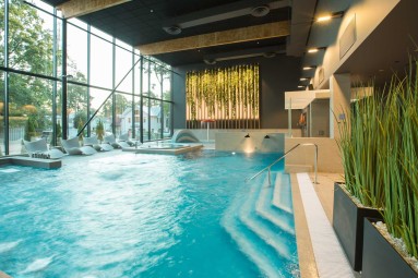 VASARAS 1 nakts SPA atpūta ★★★★ viesnīcā 3 pers. ĢIMENEI