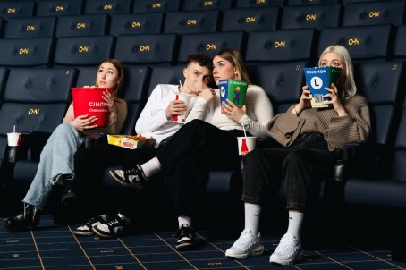 CINAMON SuperCombo vienam: kino, popkorns un dzēriens Rīgā