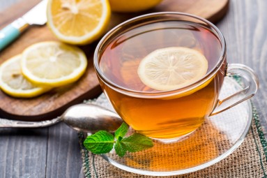 Atslābinoša muguras un pēdu aroma masāža – Activ&SPA Rīgā