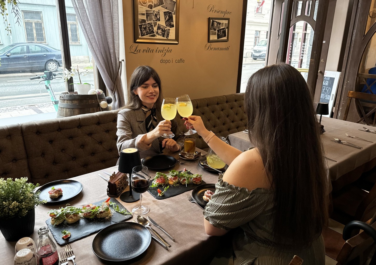 Итальянский ужин с вином и десертом для двоих – Da Roberta