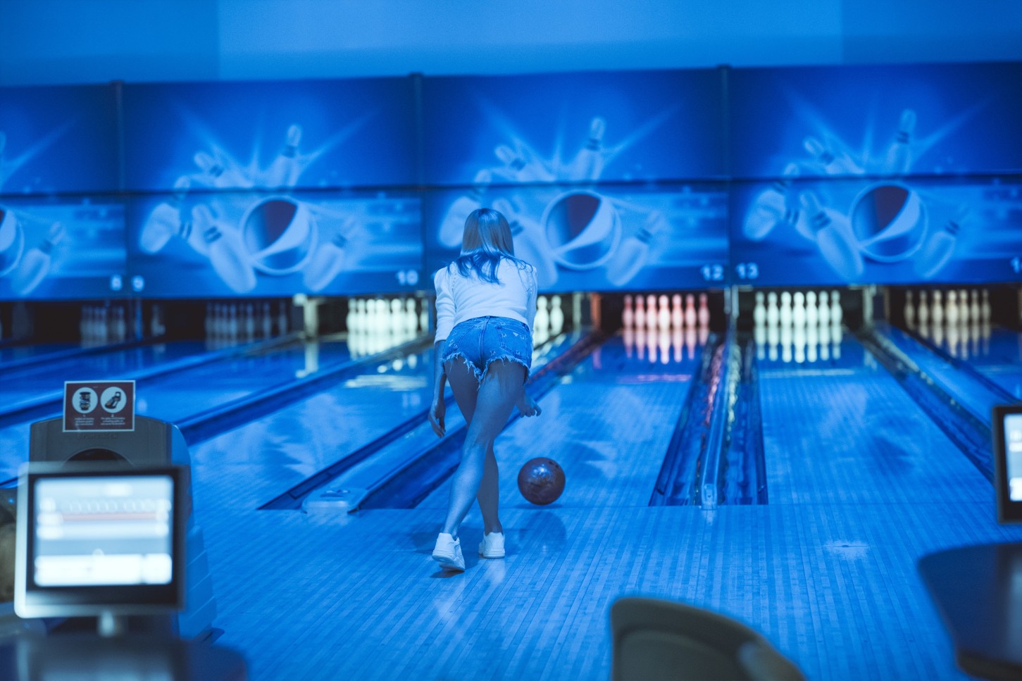 Pepsi Centrs: boulinga spēle draugiem darbdienās pa dienu