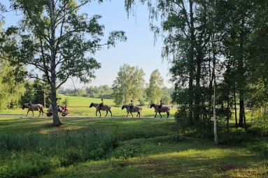 Zirgu izjāde Daugavas lokos – Latgales miers diviem (5km)