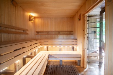 Dienas atpūta Pierīgā: malkas pirtiņa un kubls kompānijai