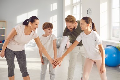 Семейный физио-стретчинг для здоровой спины – до 5 чел.