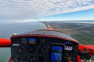 Побудь в роли пилота – управляй самолетом AEROPRAKT-32