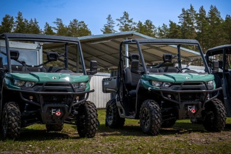 Īsts bezceļu azarts: brauciens ar bagiju – 3 st., 1-6 pers.