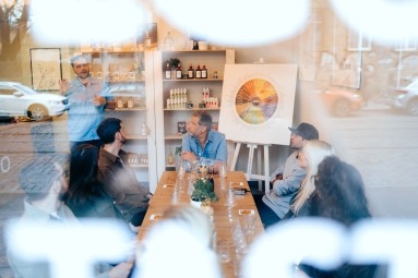 ŌBDO craft džina darītava: ekskursija un degustācija Rīgā