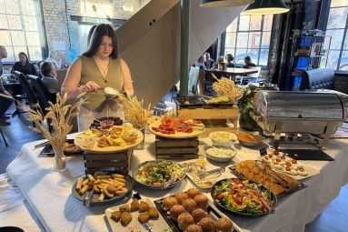 Воскресный бранч для семьи (2+2) – Brūzis Manufaktūra, Рига