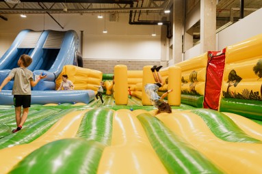 Game O`Clock Rīgā – jautra diena atrakciju parkā 2 bērniem