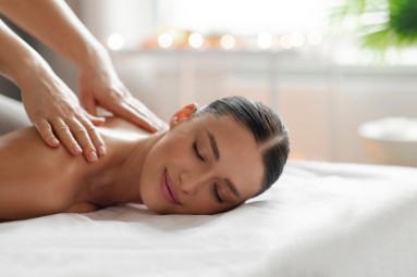 Ритуал нежной гармонии: массаж тела и уход за лицом