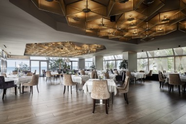 Делюкс отдых у моря + 1 ночь в ПОДАРОК для двоих