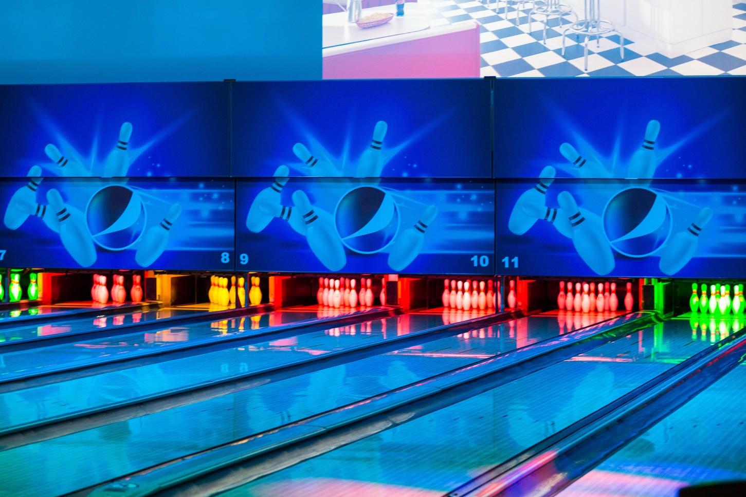 Pepsi Center: боулинг и пицца – 2 часа в любое время