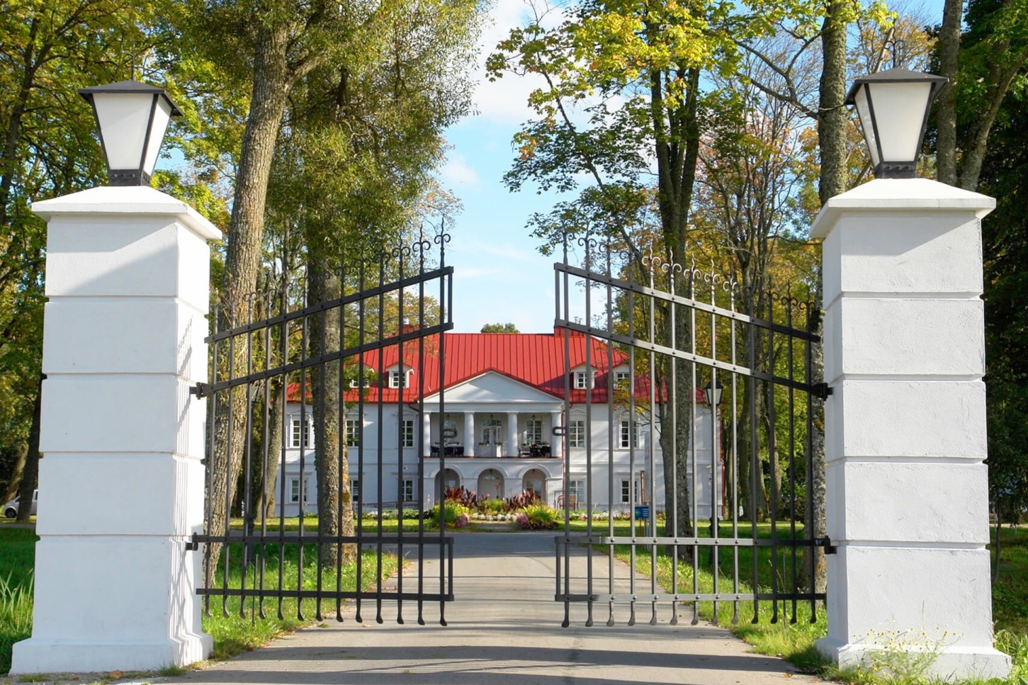 Поместье Бистрамполис: роскошный отдых и досуг – будние дни