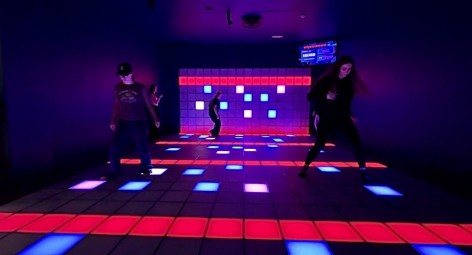 Пиксельная комната: светозвуковая игра для 4 человек, Рига