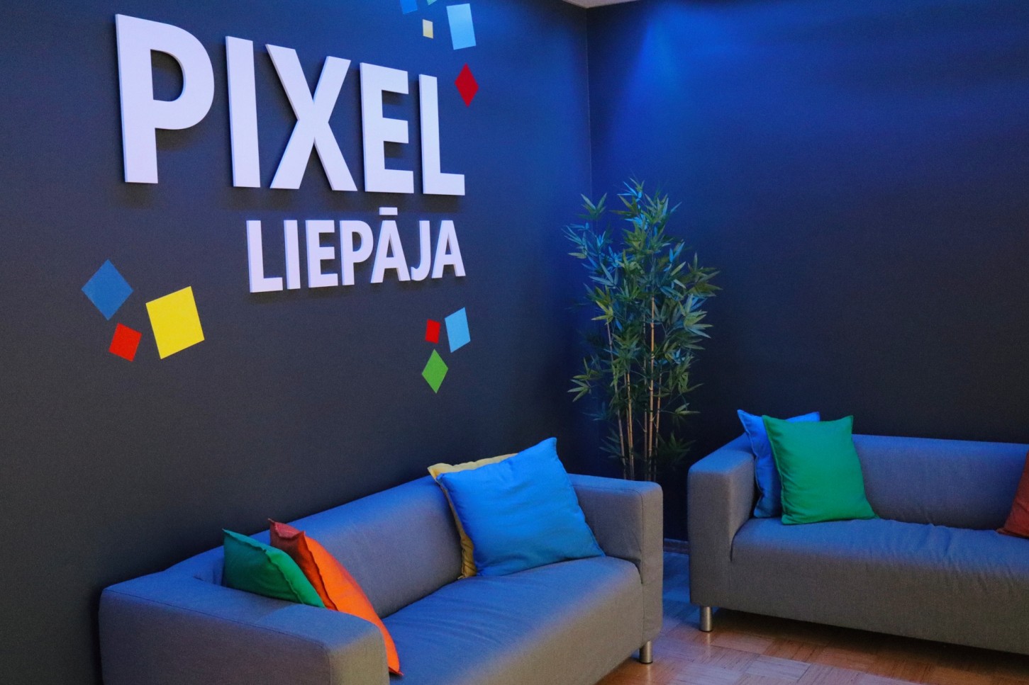 Развлечения в двух PIXEL-залах в Лиепае – до 16 человек