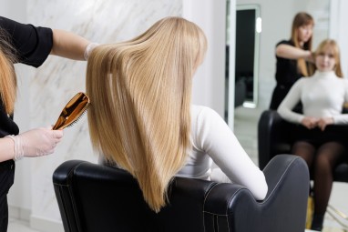 Keratīna kopšana matiem salonā BIZE – gariem matiem